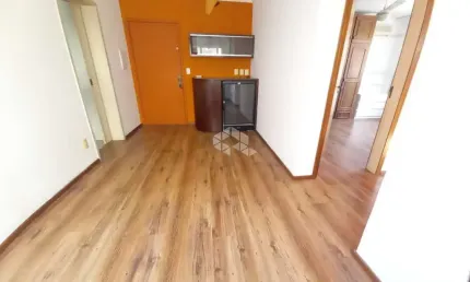 APARTAMENTO DE 2 DORM/QUARTOS NA CIDADE BAIXA COM ELEVADOR