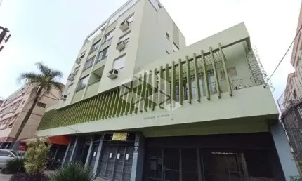 Cobertura com 123 metros privativos, 03 dormitórios na Praia de Belas