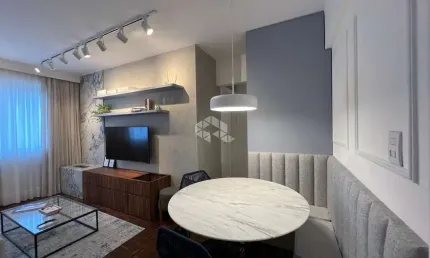 Apartamento 59m² , 2 dormitórios, 1 vaga coberta , Menino Deus