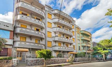 Apartamento 02 dormitórios com Elevador na Cidade Baixa em Porto Alegre !
