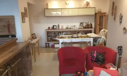 Apartamento 2 quartos 2 vagas a venda no bairro Menino Deus em Porto Alegre.