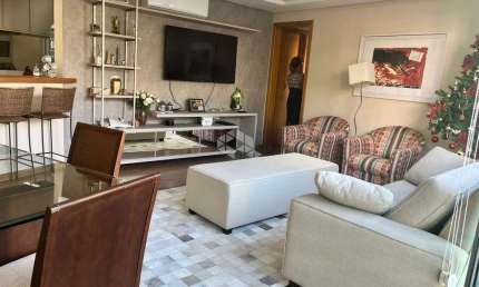 Apartamento 03 dormitórios, duas garagens e infra estrutura completa