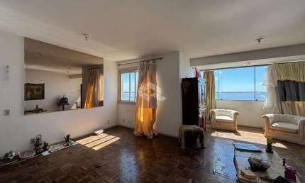 Apartamento com 3 dormitórios, sendo 1 suíte, apartamento espetacular com vista para o Guaíba!