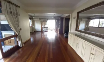 Apartamento mobiliado de 3 dormitórios (1 suíte) com 221,16m² - Amplitude e conforto no coração de Petrópolis