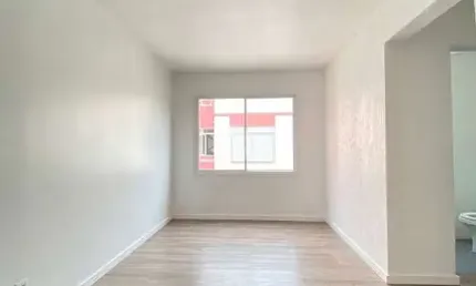 Apartamento com 2 quartos à venda na Rua Marechal Hermes, 151, Camaquã, Porto Alegre