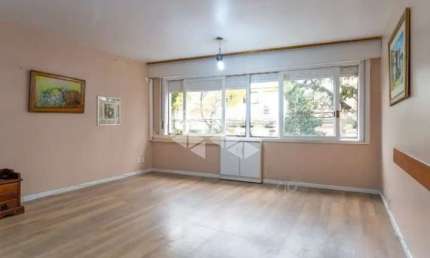 Apartamento de 3 dormitorios, 120m² Com Vaga em Predio com elevador