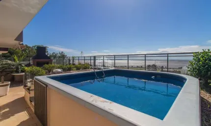 Apartamento garden com 287 m² e 3 quartos à venda no bairro menino deus