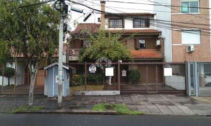 Casa com 4 quartos à venda na Rua Valparaíso, 985, Jardim Botânico, Porto Alegre