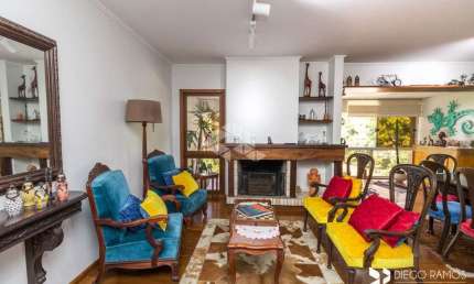 COBERTURA 3 VAGAS ,SUITE ,CHURRASQUEIRA, LAREIRA ,BAIRRO PETRÓPOLIS, PORTO ALEGRE/RS