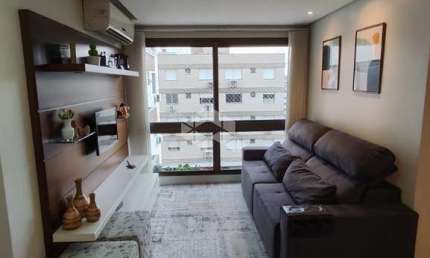 Apartamento 02 dormitórios, suite, com vaga, andar alto na Fernando Machado