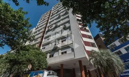 Apartamento de 3 dorm., com 125m² de área privativa, andar alto, ensolarado e bem arejado, no Centro Histórico, próximo a todas as facilidades.