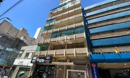 Apartamento 3 dormitórios com vaga no Centro Histórico.