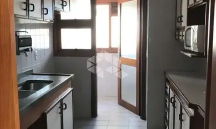 Apartamento 2 dormitórios, 1 vaga de garagem no  Bairro Rio Branco