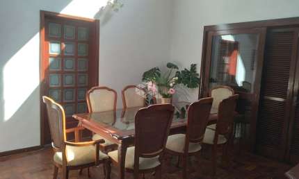 Casa com 3 quartos à venda na Rua Pedro Souza, 156, Vila João Pessoa, Porto Alegre