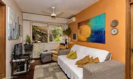 Apartamento Garden de 2 dormitórios e dependência, Bela Vista, Porto Alegre
