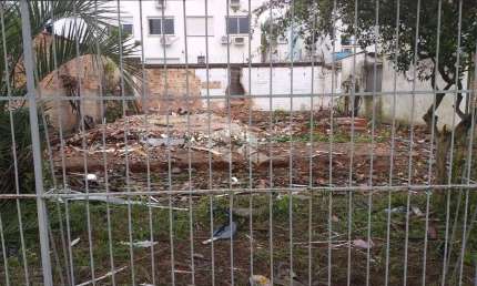 Terreno à venda na Avenida Assis Chateaubriand, 186, São Sebastião, Porto Alegre