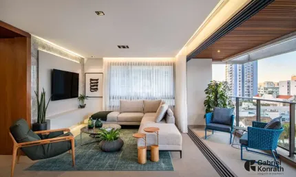 Apartamento 3 suítes, garagens e infra no bairro Menino Deus