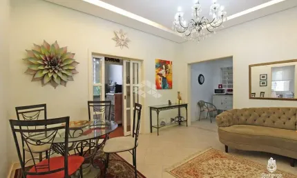 LINDA CASA COMERCIAL NO PETRÓPOLIS AO LADO DO COLÉGIO SANTA INÊS