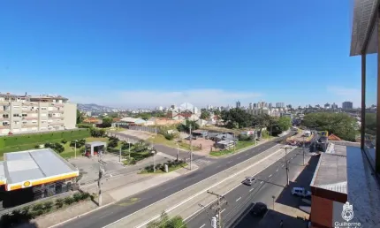 Amplo 2 dormitórios andar alto e 2 vagas no petrópolis