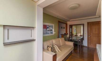 Apartamento semi mobiliado com 1 suíte na Bela Vista