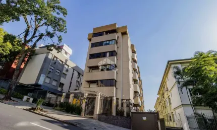 Apartamento 02 dormitórios com 01 suíte, 96 metros, 02 vagas cobertas