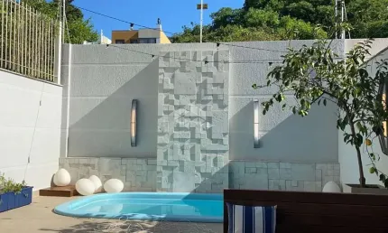 Casa 03 dormitórios , 3 suites e 2 vagas com 352m² no bairro Chácara das Pedras