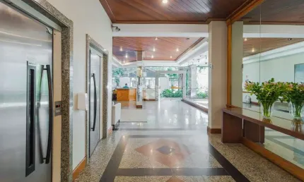 Apartamento com 3 quartos à venda na Rua Marquês do Pombal, 500, Moinhos de Vento, Porto Alegre