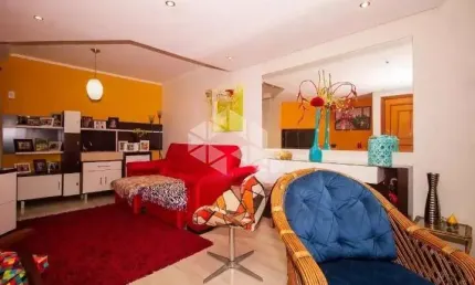 Casa em condominio, 2 dormitórios no Bairro Camaquã