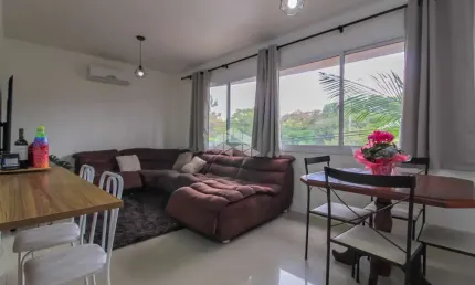 Apartamento com 2 dormitórios, sendo 1 suíte e 1 vaga no bairro jardim botânico