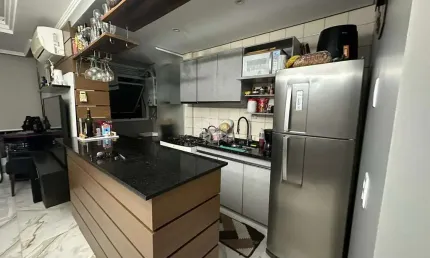 Apartamento 2 Dormitórios/Quartos, 1 Vaga coberta no Menino Deus.