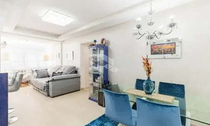 Apartamento 2 dormitórios á venda  no Bairro  Independência