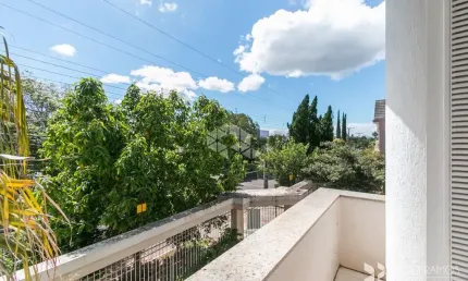 Casa com 4 dormitórios, sendo 2 suites e 4 vagas no bairro estancia velha