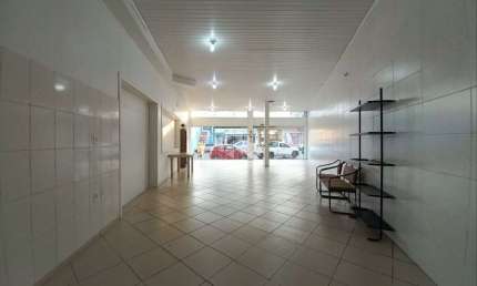 Sala comercial de 91metros quadrados com banheiro. Localizada no Bairro Operário em Novo Hamburgo.