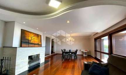 Apartamento, cobertura, com 4 dormitórios, suíte, 5 banheiros, sacada, 2 vagas, no bairro Primavera, em Novo Hamburgo. Aceita financiamento e FGTS.