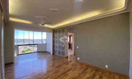Apartamento 2 dormitórios, 1 suíte, varanda integrada, vista panorâmica, rebaixo em gesso, 2 banheiros, 1 vaga, Bairro Vila Rosa em Novo Hamburgo