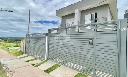Lindo sobrado em bairro planejado, em Caucáia - Cotia
