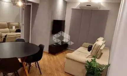 **'Apartamento Elegante com 2 Dormitórios, Suíte e 2 Vagas no Condomínio Solar Bela Vista - Vila Osasco'**
