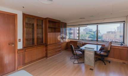 MARAVILHOSO CONJUNTO COMERCIAL COM GARAGEM NO MOINHOS. PERTO DO PARCÃO. VISTA LINDA!