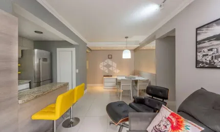 Apartamento de 2 quartos e 1 vaga no centro histórico