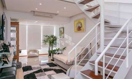 COBERTURA COM 3 QUARTOS, SENDO 1 SUÍTE E 3 VAGAS - BAIRRO JARDIM LINDÓIA EM PORTO ALEGRE RS