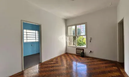 Apartamento com 2 quartos à venda na Rua Doutor Voltaire Pires, 460, Santo Antônio, Porto Alegre