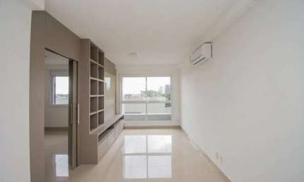 Apartamento de 01 dormitório com 45 m² no Bairro Petrópolis