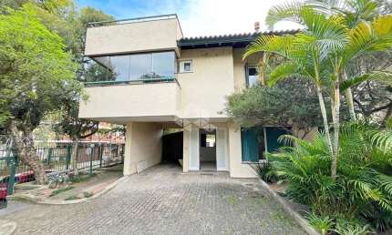 Casa em Condomínio à venda com 3 quartos e 254 m² no bairro Ipanema