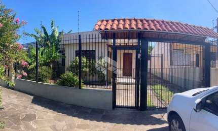 Casa à venda com 3 quartos 156 m² no bairro Jardim Itú Sabará