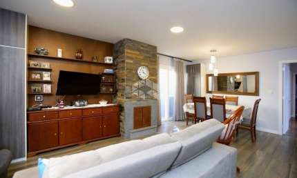 Casa à venda com 3 quartos 233 m² no bairro Santana
