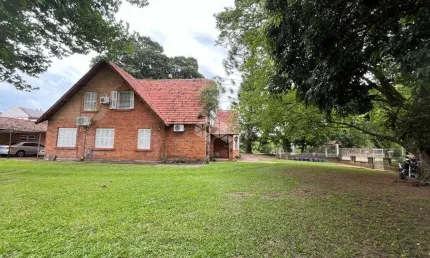 Casa com 4 quartos à venda na Rua Chavantes, 429, Vila Assunção, Porto Alegre