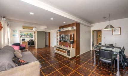 Apartamento de 172 m2, 2 dormitórios no Centro Histórico.