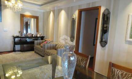 Cobertura de 213m2, living em 2 ambientes e ótima varanda