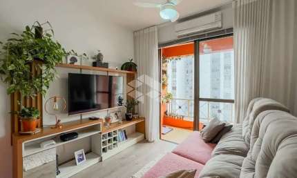 ** Apartamento de 3 Dormitórios com Vaga no Bairro Chácara das Pedras **