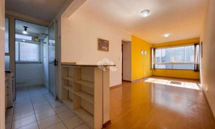 Apartamento 2 dormitório, com vaga escriturada, no bairro Nonoai, Porto Alegre.